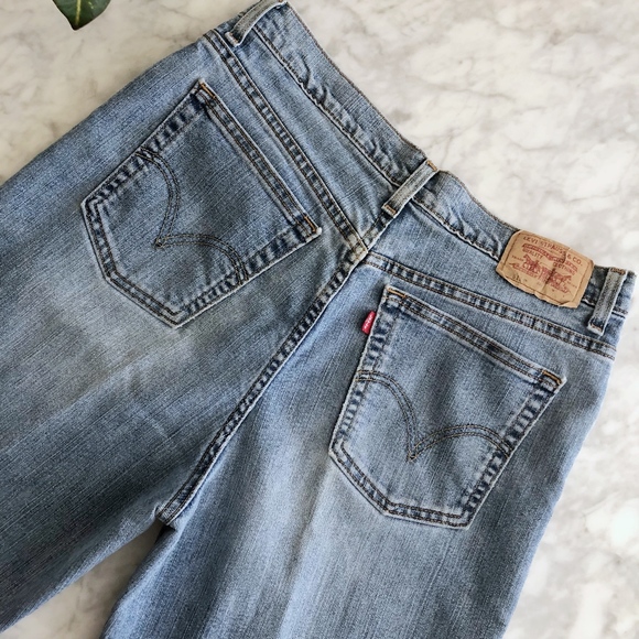 BOGO50% Levi's High Waist 512 Jeans - Picture 5 of 8